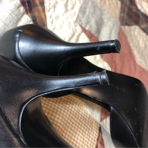 Tahari • Coco D’Orsay Style Leather Pump 10M - Picture 13 of 15